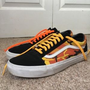 Pop Camo Old School Vans